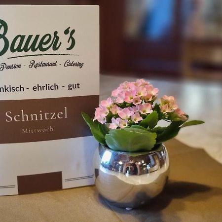 Bauer'S Pension-Restaurant-Catering Grosshabersdorf エクステリア 写真