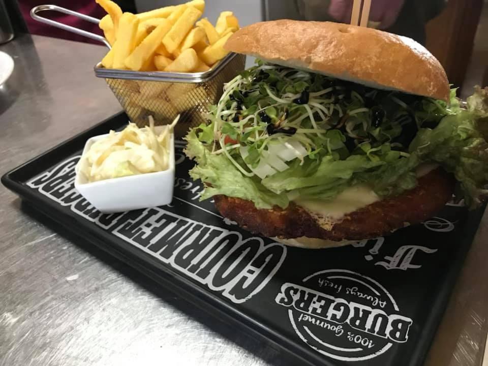 Bauer'S Pension-Restaurant-Catering Grosshabersdorf エクステリア 写真