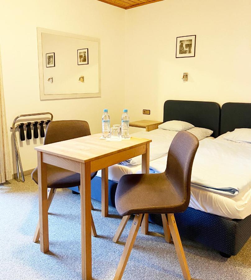 Bauer'S Pension-Restaurant-Catering Grosshabersdorf エクステリア 写真