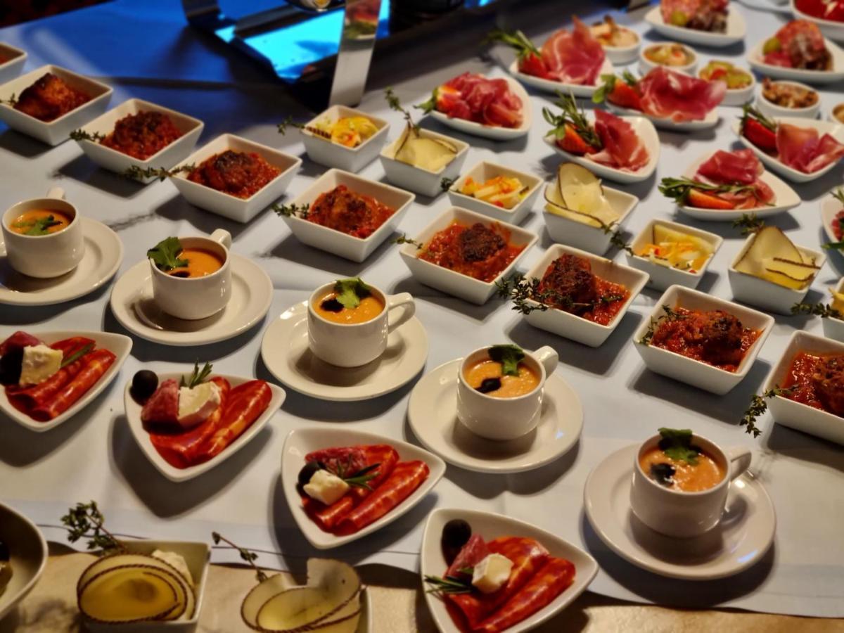 Bauer'S Pension-Restaurant-Catering Grosshabersdorf エクステリア 写真